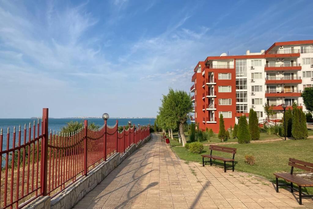 Marina View Fort Beach Studio Sveti Vlas Εξωτερικό φωτογραφία